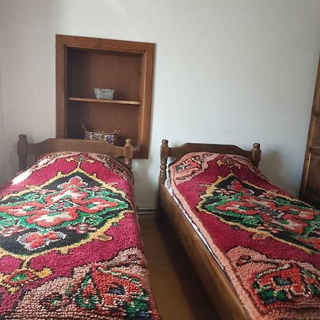 Готель Тодорината къща Лєштен Екстер'єр фото